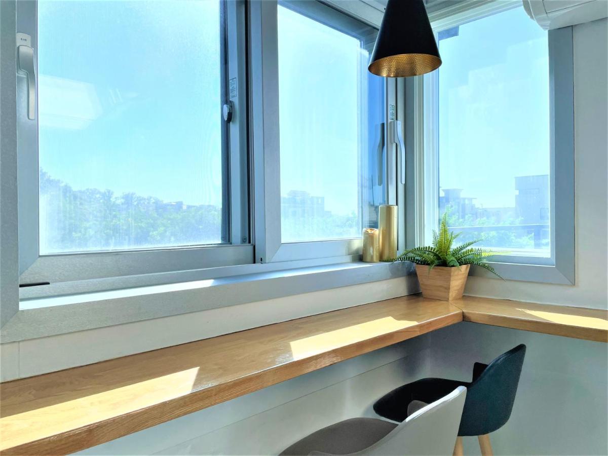 W Premium Guesthouse Incheon Airport Dış mekan fotoğraf