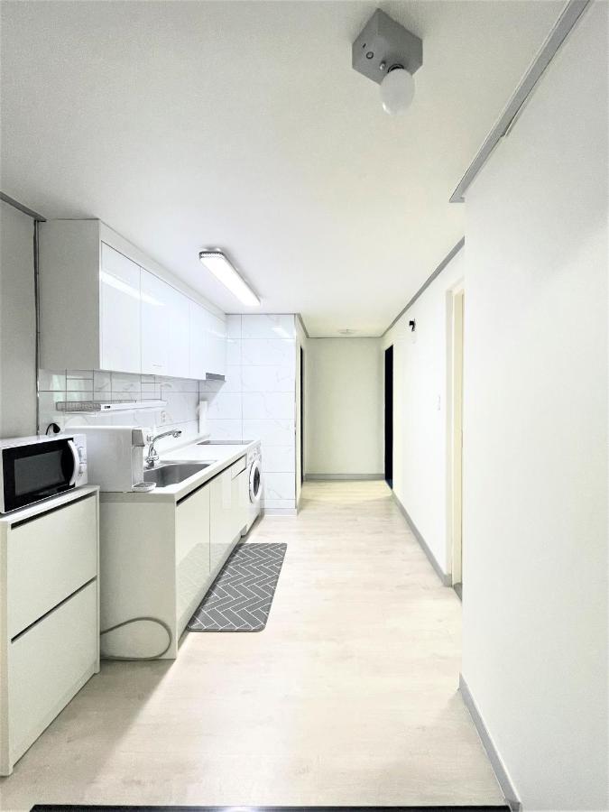 W Premium Guesthouse Incheon Airport Dış mekan fotoğraf