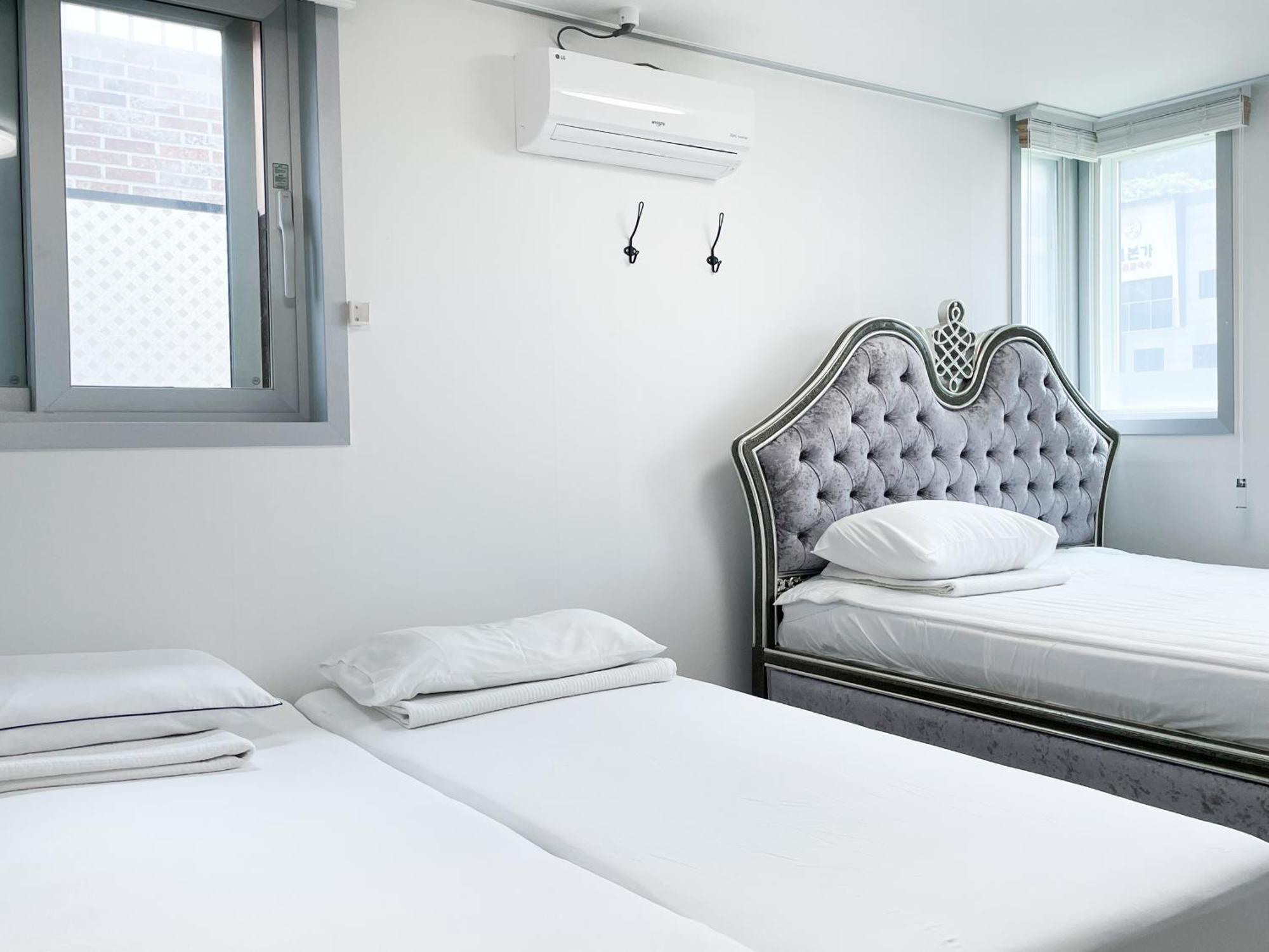 W Premium Guesthouse Incheon Airport Dış mekan fotoğraf