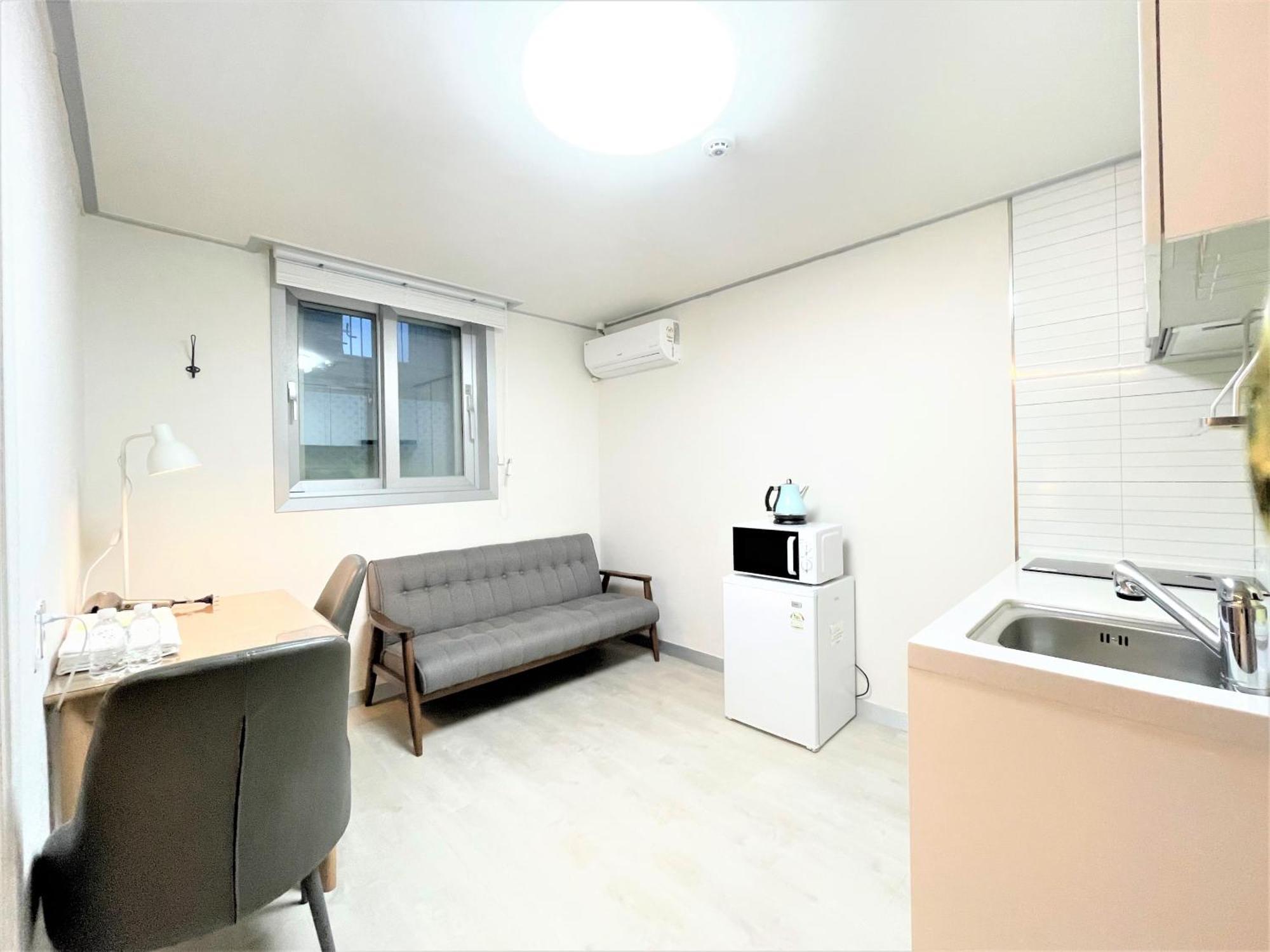 W Premium Guesthouse Incheon Airport Dış mekan fotoğraf