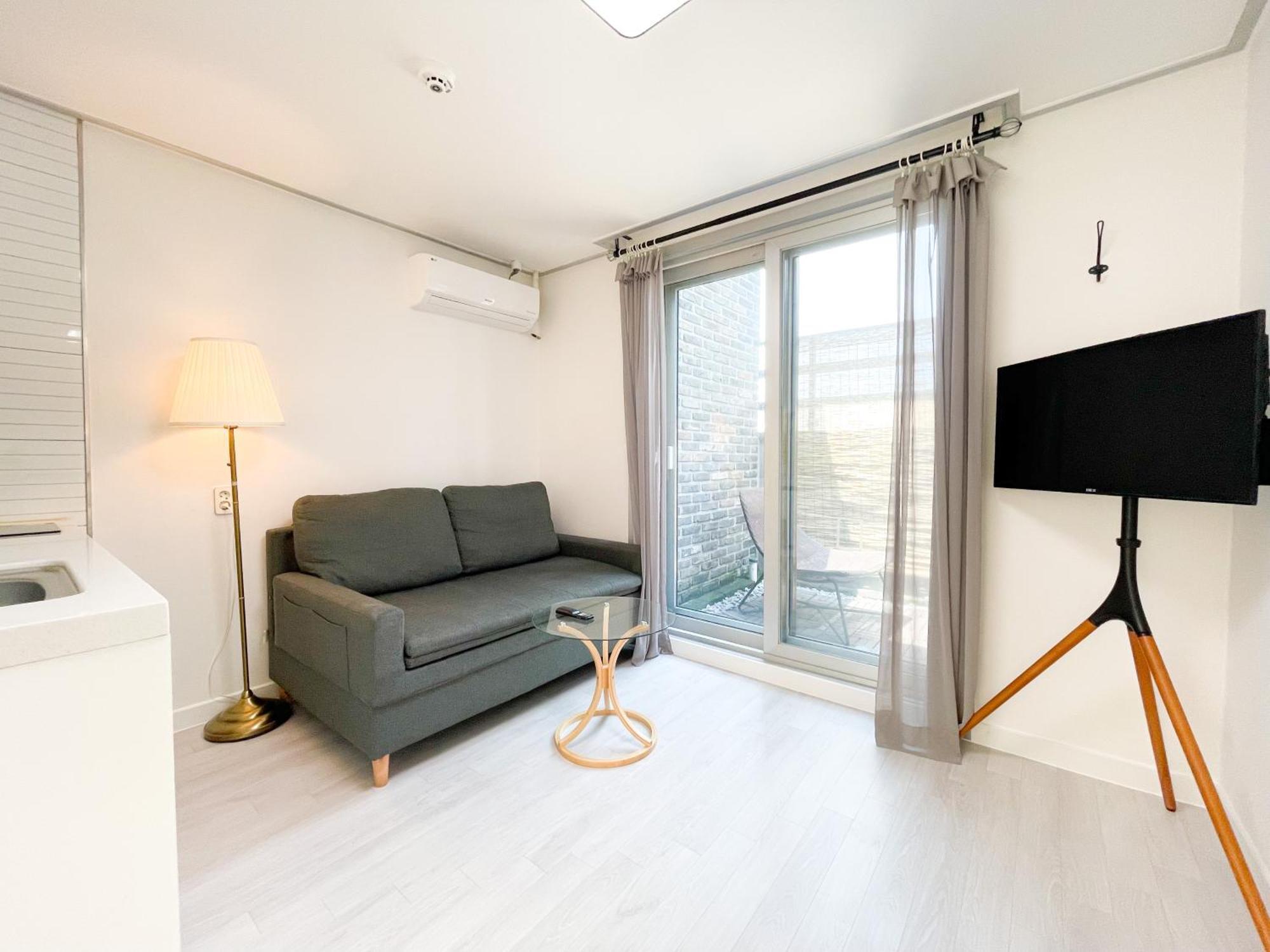 W Premium Guesthouse Incheon Airport Dış mekan fotoğraf